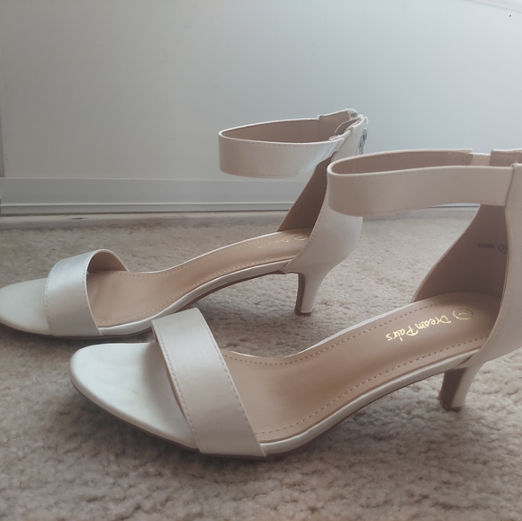 Champagne Satin Kitten Heels - Picture 4 of 7